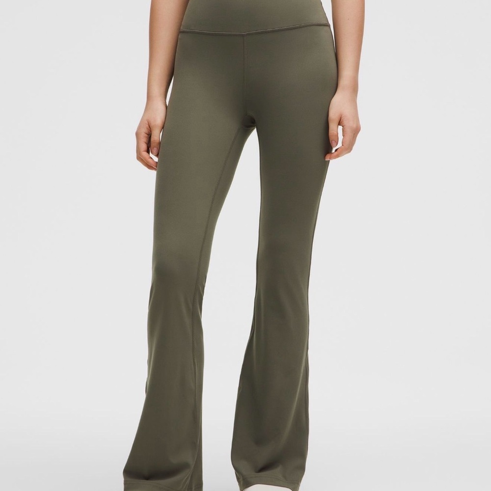 Lululemon Groove Nulu HR Flared Pant